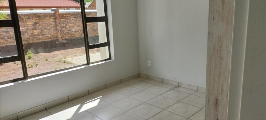 To Let 3 Bedroom Property for Rent in Navalsig Free State